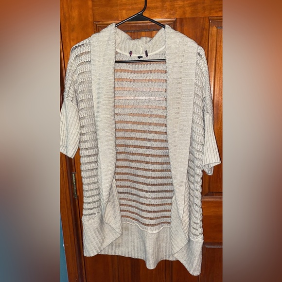 Takeout Sweaters - Women’s Large Beige/Tan Cardigan Sweater